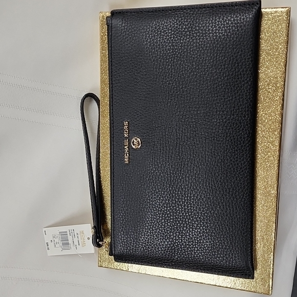 Michael Kors black leather wristlet large